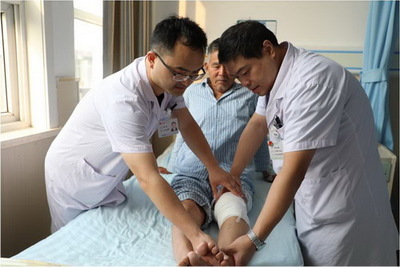 以精準服務(wù)讓患者滿意 --記鄭州市骨科醫(yī)院&ldquo;最美醫(yī)生&rdquo;周宇