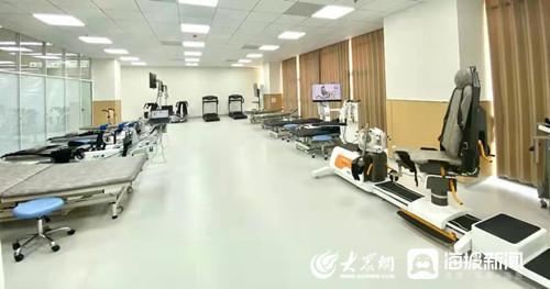 男子嚴重腦出血,臨沂老年醫院康復治療兩月促醒 植物人