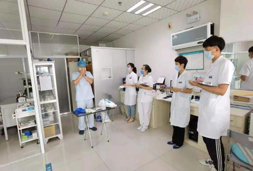 淄博市骨科醫(yī)院（骨傷醫(yī)院）開展新冠疫情防控重點知識培訓(xùn)與防護(hù)用品穿脫實戰(zhàn)考核